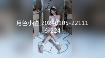 商場小飾品攤前連續抄到三個美女裙底風光,其中一個穿著透明內內