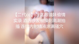 小情侶大意忘拉窗簾,對面整棟樓都在欣賞春光