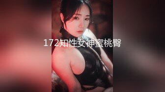  皮肤黝黑的漂亮女友，露脸出镜骑乘大肉棒，全程都是女友在动，舒服内射！