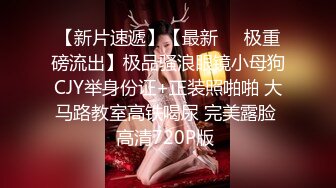  超美颜值小姐姐宫廷装诱惑，漏着骚奶子在线撩狼友加微信发福利，淫声荡语分享在线自拍小视频