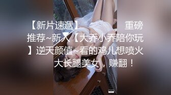 穿上紫丝高跟的老婆确实很合我心意，奖励一波后入给她，听老婆的叫床声是一种享受