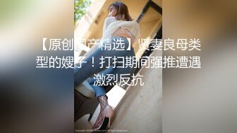 漂亮美眉 被大肉棒无套输出 内射 小娇乳 无毛粉鲍鱼